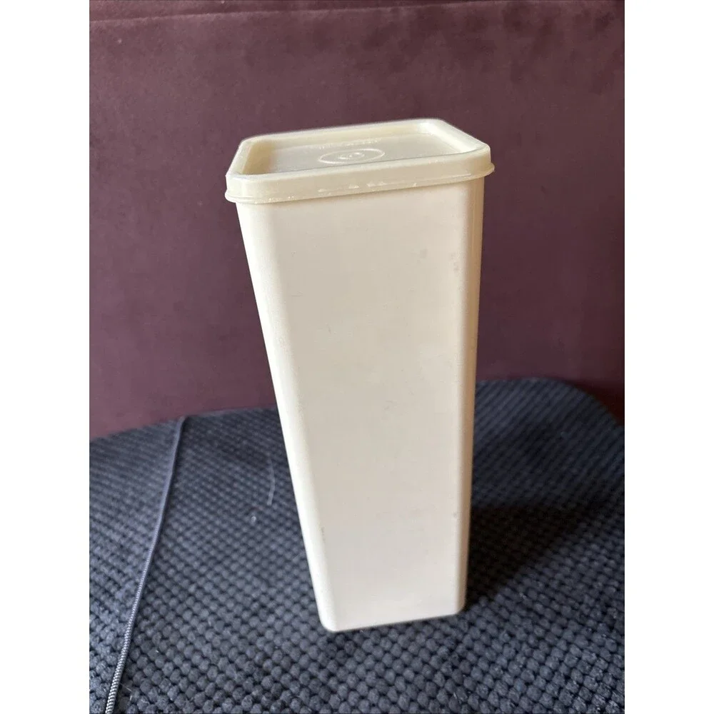 Tupperware Cheese Keeper Velveeta Block STORAGE Container #1696-4 NO INSERT
